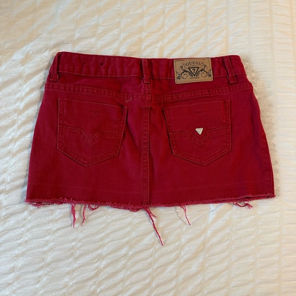 Red Guess Mini Skirt ❤️ - Picture 2 of 5